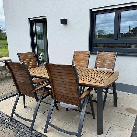 Modernes Ferienhaus In Uedersdorf Esterno foto
