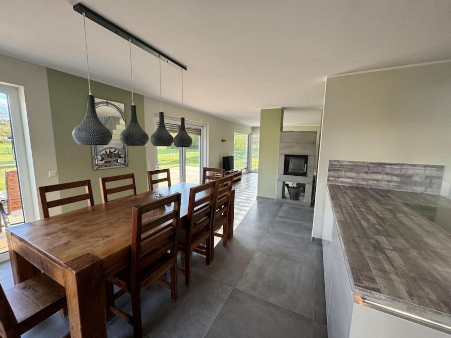 Modernes Ferienhaus In Uedersdorf Esterno foto