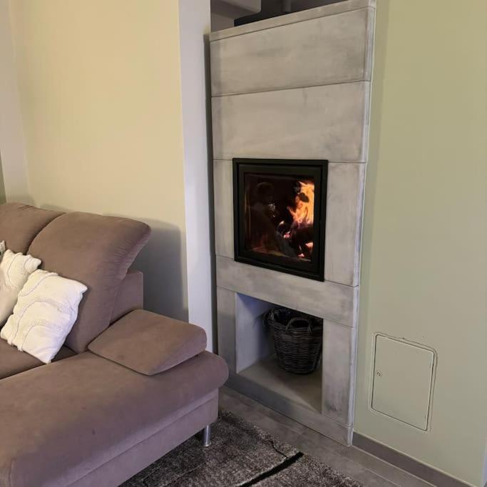 Modernes Ferienhaus In Uedersdorf Esterno foto