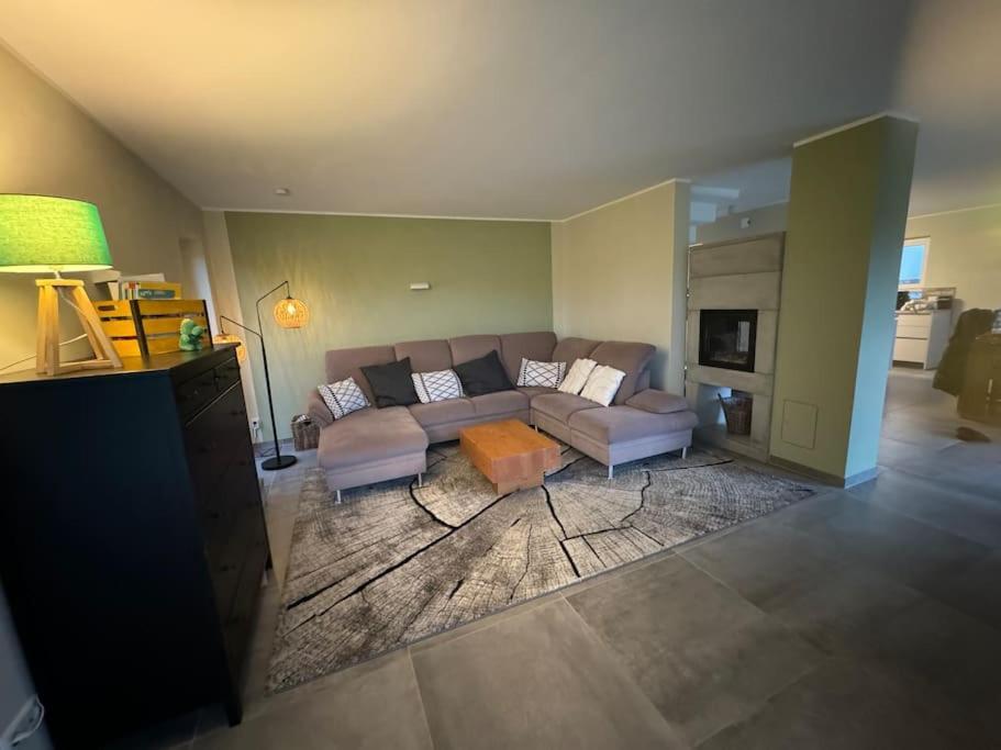 Modernes Ferienhaus In Uedersdorf Esterno foto